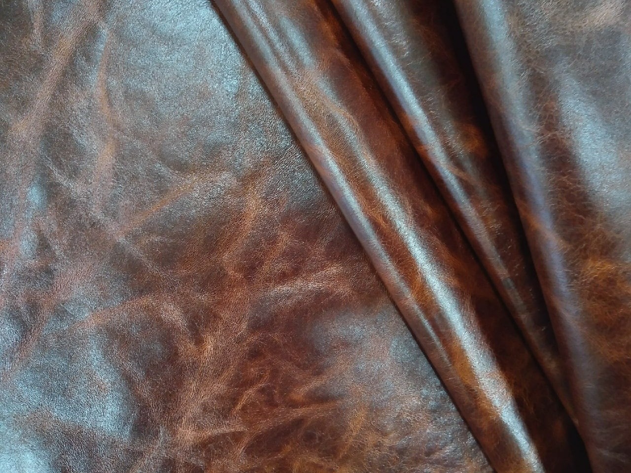 Кожа пул ап. Wax tobacco кожа. Кожа wax cognac. Кожа nappa. Кожа с эффектом пулл ап.